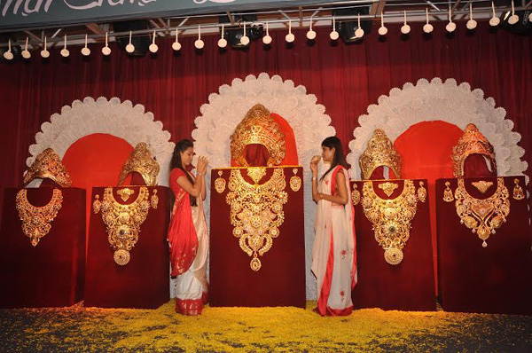 Tanishq adorns Goddess Durga idol with jewellery