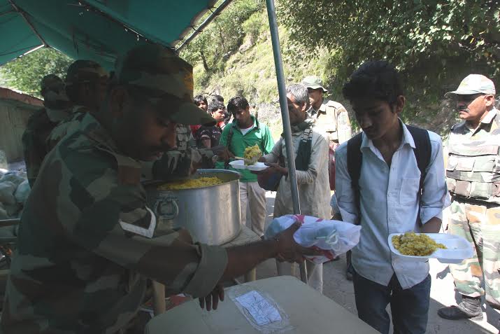 Army carries out Kashmir flood relief and rescue