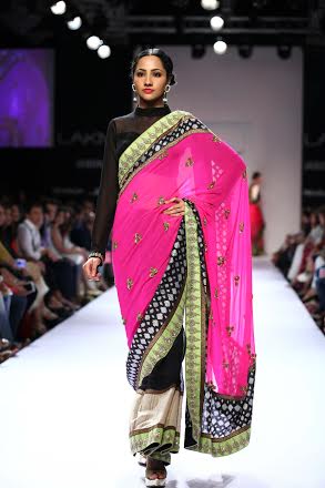 Designer Ekru showcases collection at Lakme Fashion Week 