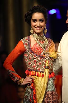 Shraddha Kapoor walks for JJ Valaya at IBFW