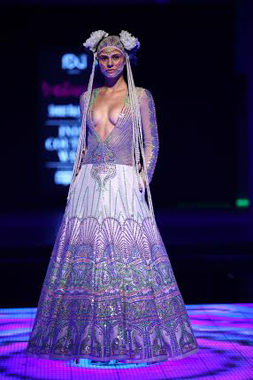 Manish Arora showcases Indian at ICW Delhi