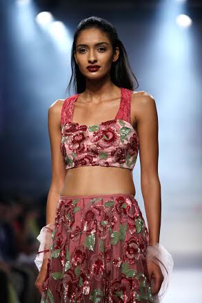 Shruti Haasan walks for Shehla Khan at Lakme Fashion Week
