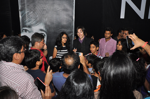 Nicolai Friedrich confounds with magical illusion 