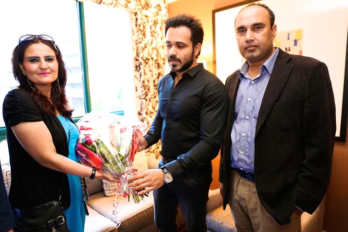 Emraan meets his reel self in Toronto for real