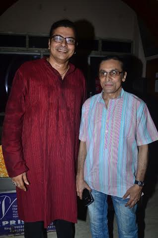 'Gogoler Kirti' premiers in Kolkata
