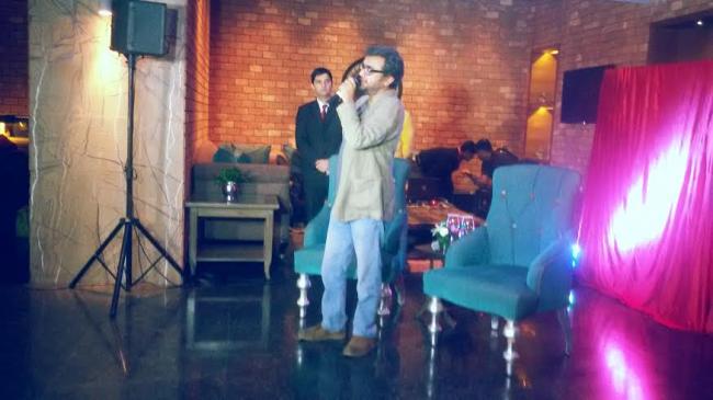 Dibakar launches poster of Byomkesh on day Japan had bombed Kolkata