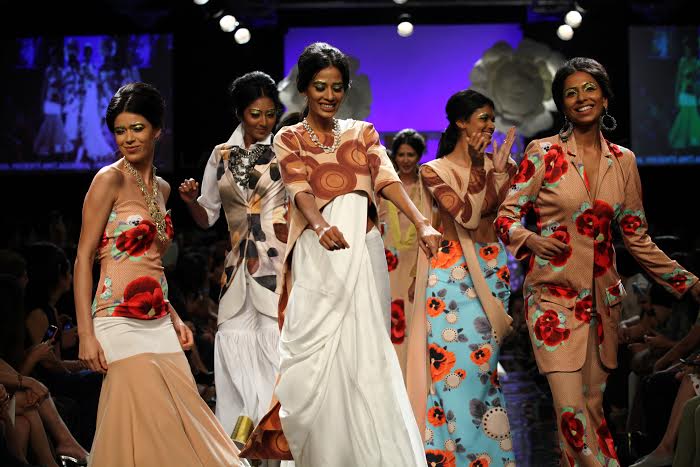 Shilpa Shetty walks the ramp at Lakme Fashion Week