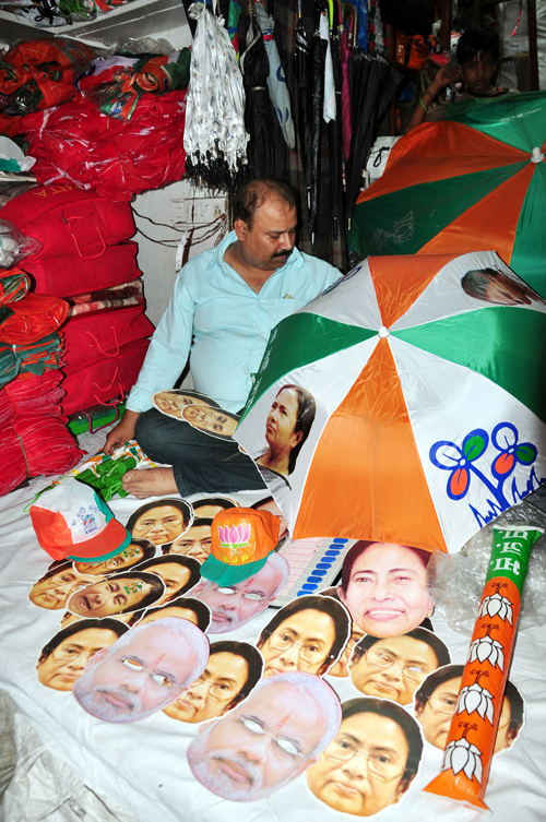 Polls 'merchandise' floods Kolkata markets 