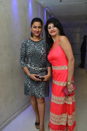 Kolkata fashion line celebrates anniversary with Tollywood beauties