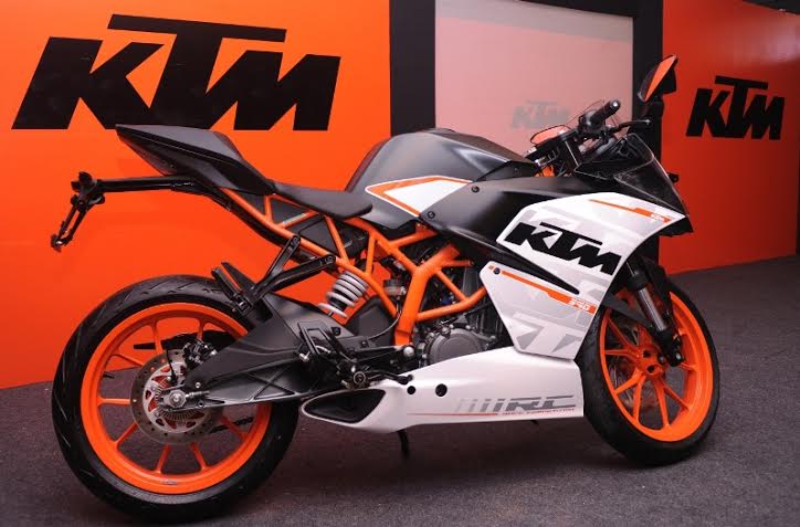 Bajaj Auto launches KTM RC390 and RC 200 in Kolkata