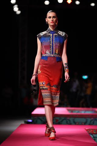 Models walk for Tarun Tahiliani 