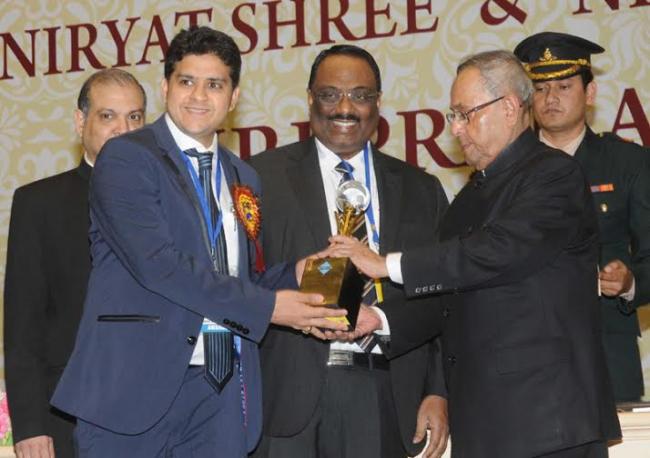 President presents Niryat Shree and NiryatBandhu Awards 