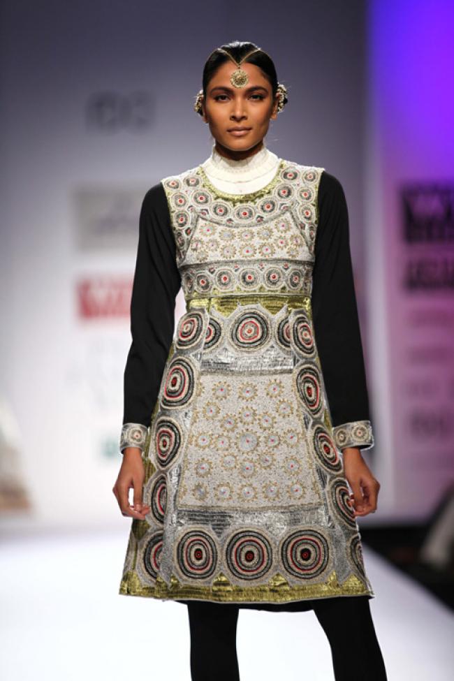 Wills Fashion Week: Pia Pauro