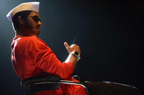 Shreyas to feature in 'Poshter Boyz' item song