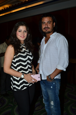 Dev unveils first look of 'Bindaas'