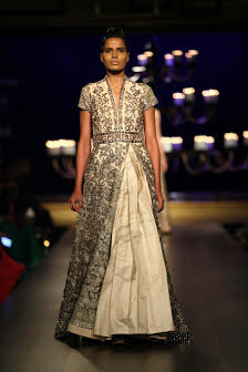 ICW Delhi: Aditya Roy Kapoor, Alia Bhatt walks ramp for Manish Malhotra