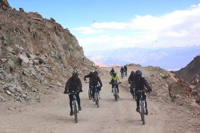 IAF all women cycle expedition team flagged in today 