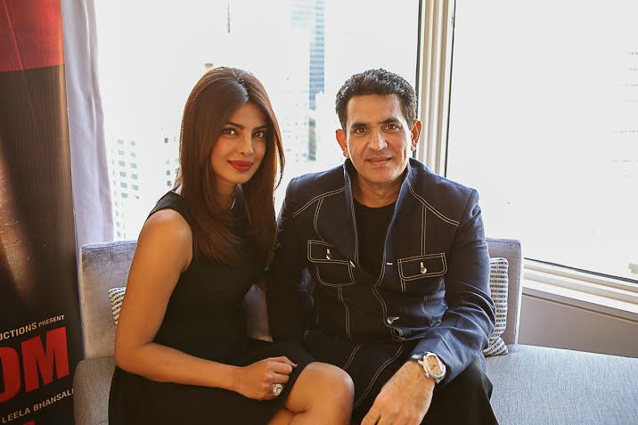 Priyanka glams up Toronto Film Festival