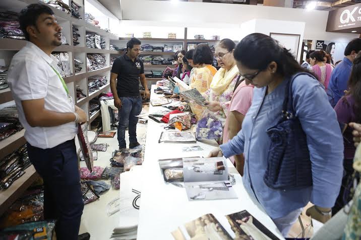 'Aalishan Pakistan' sees huge surge in visitors on second day