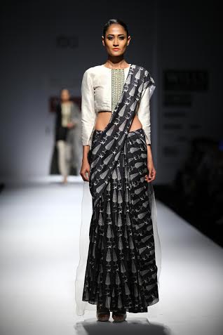Actress Aditi Rao walks for Payal Singhal at WLIFW