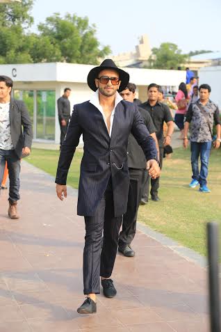 'Kill Dil' actors visit Jaipur