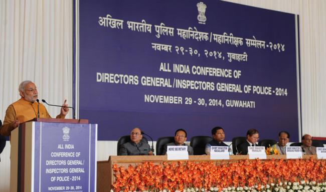 Modi calls for the creation of SMART police force