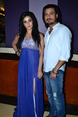 Dev unveils first look of 'Bindaas'