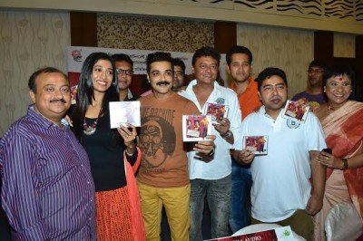  Prosenjit Chatterjee unveils  album of Bengali film Hercules