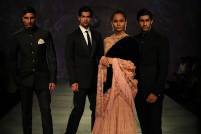 Tarun Tahiliani showcases at Bridal Fashion Week