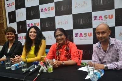 Kolkata hosts preview session of collection by 3 designers