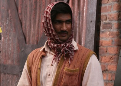 Dibakar Banerjee arranges for a barder on the sets at all times 