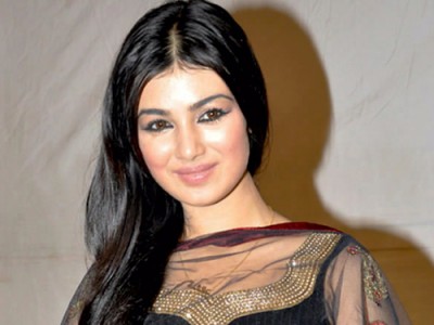Ayesha Takia slams father-in-law Abu Azmi