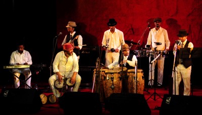 Kolkata celebrates drum festival 