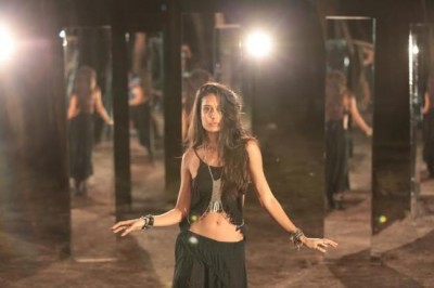 Lisa Haydon sets beach on fire with Mauritius' national dance form 