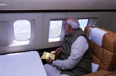  Kashmir flood a national disaster: Narendra Modi 