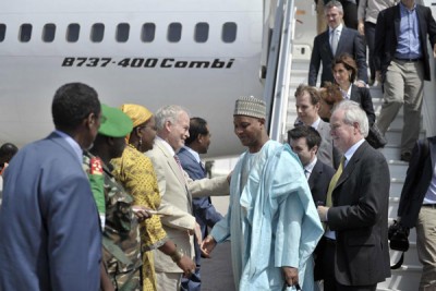 On landmark Somalia visit, Security Council pledges support toward political reforms