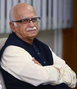 It's a verdict against dynastic rule: Advani