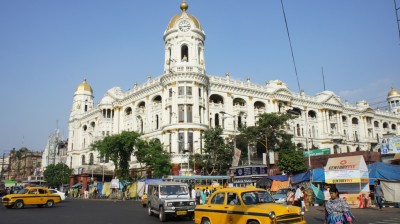 Hind Motors  declares suspension of work at WB plant