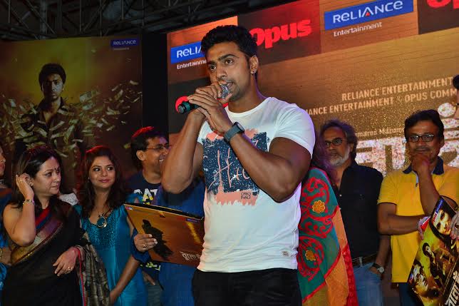 Dev's 'Buno Haansh' music launched