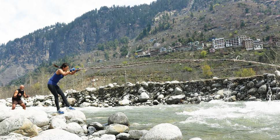 New stills from 'Mary Kom' revealed