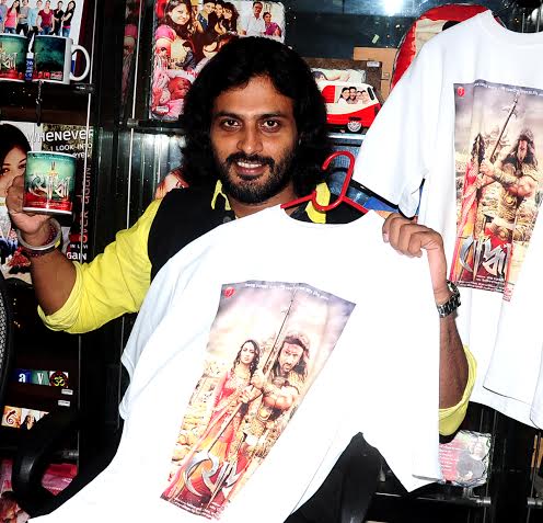 Dev launches  Presto-Yoddha merchandise 