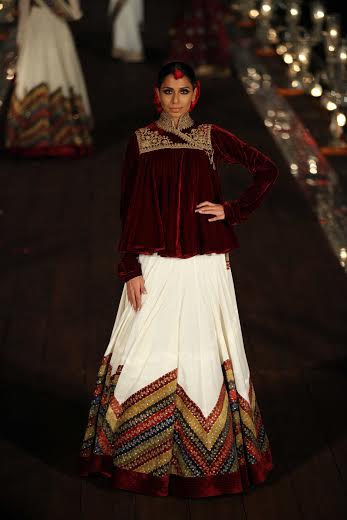 Rohit Bal showcases his collection at WLIFW 