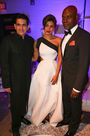 Priyanka glams up Toronto Film Festival