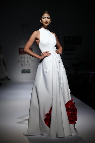 Gauri & Nainika showcase collection at  WLIFW