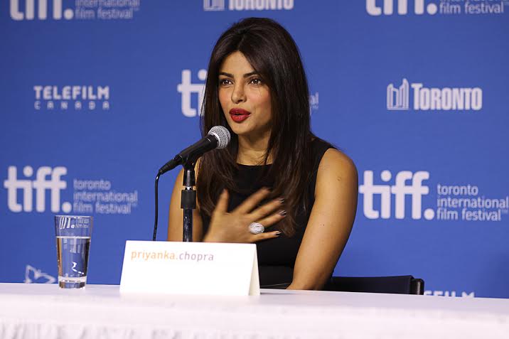 Priyanka glams up Toronto Film Festival