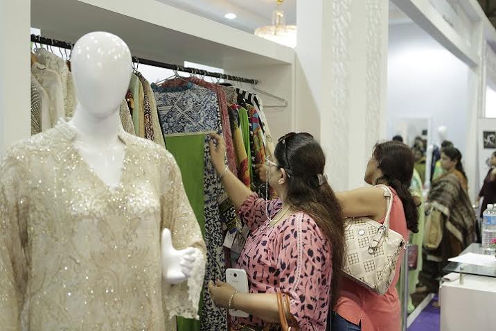 'Aalishan Pakistan' sees a frenzy of Indian buyers on the weekend