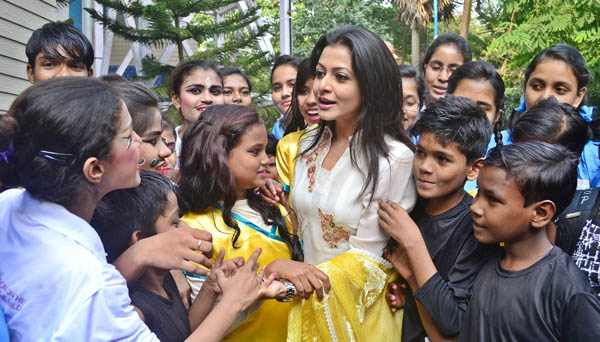 Koel Mullick, Rupam Islam celebrate 25 years of CRC