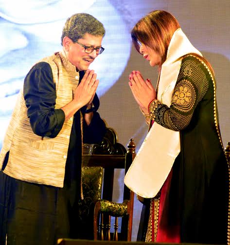 Zeenat Aman, Ramesh Sippy launch Usha Uthup album