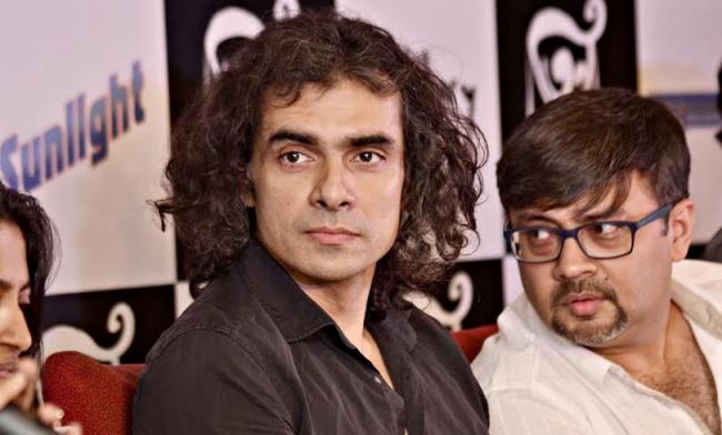 Kolkata: Imtiaz Ali, Rituparna Sengupta address media on 'Teenkahon'