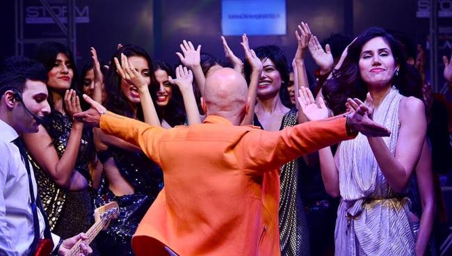 Kolkata hosts Kingfisher Ultrla Bengal Fashion Week